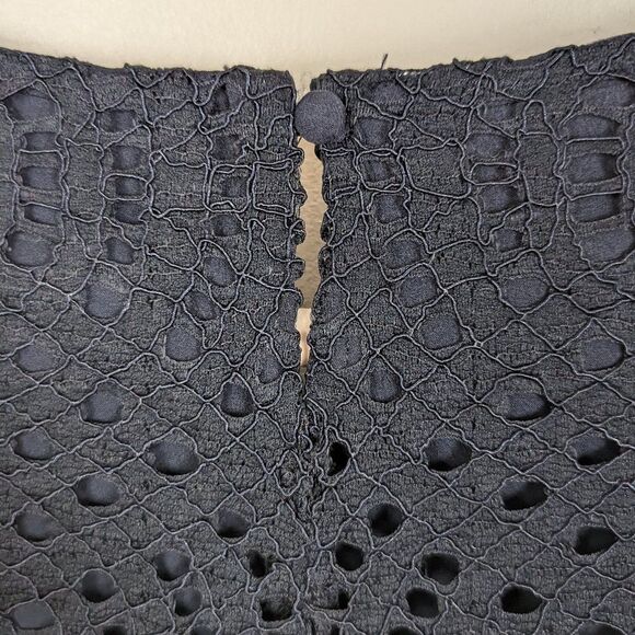 J.Crew | Navy Blue Geometric Crochet Lace Shift Dress Size 6 - Picture 5 of 7